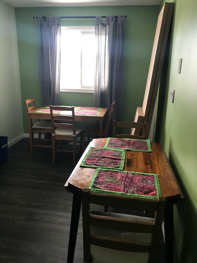 Ranny'S Private Rooms YYC Exteriér fotografie